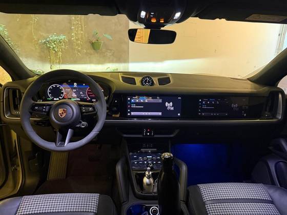 PORSCHE CAYENNE 3.0 V6 E-HYBRID COUPÉ AWD TIPTRONIC S